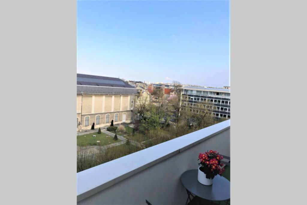 Hypercentre Grand Balcon Vue Cathedrale Daire Reims Dış mekan fotoğraf